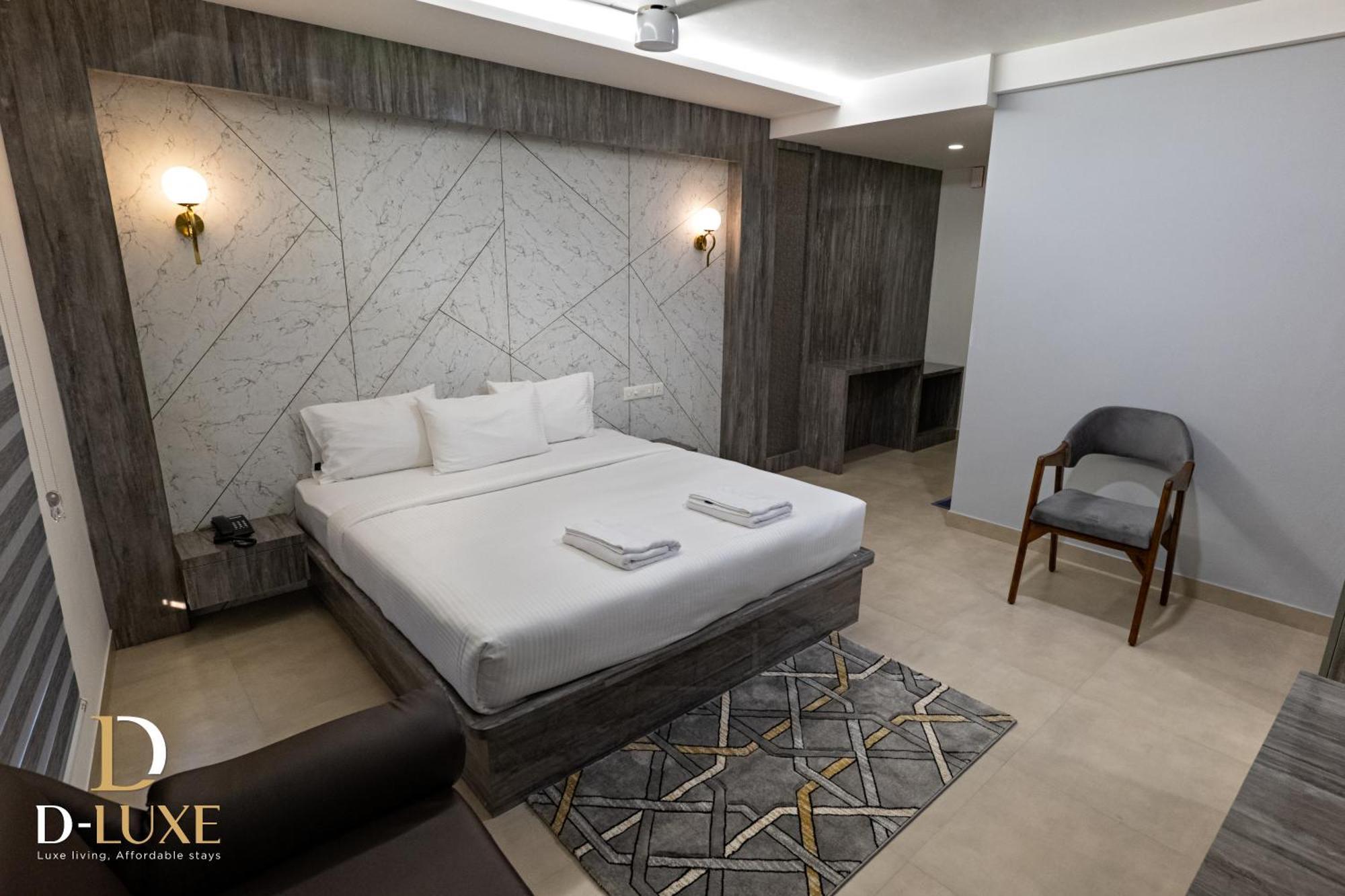 D-Luxe Hotel Kochi エクステリア 写真